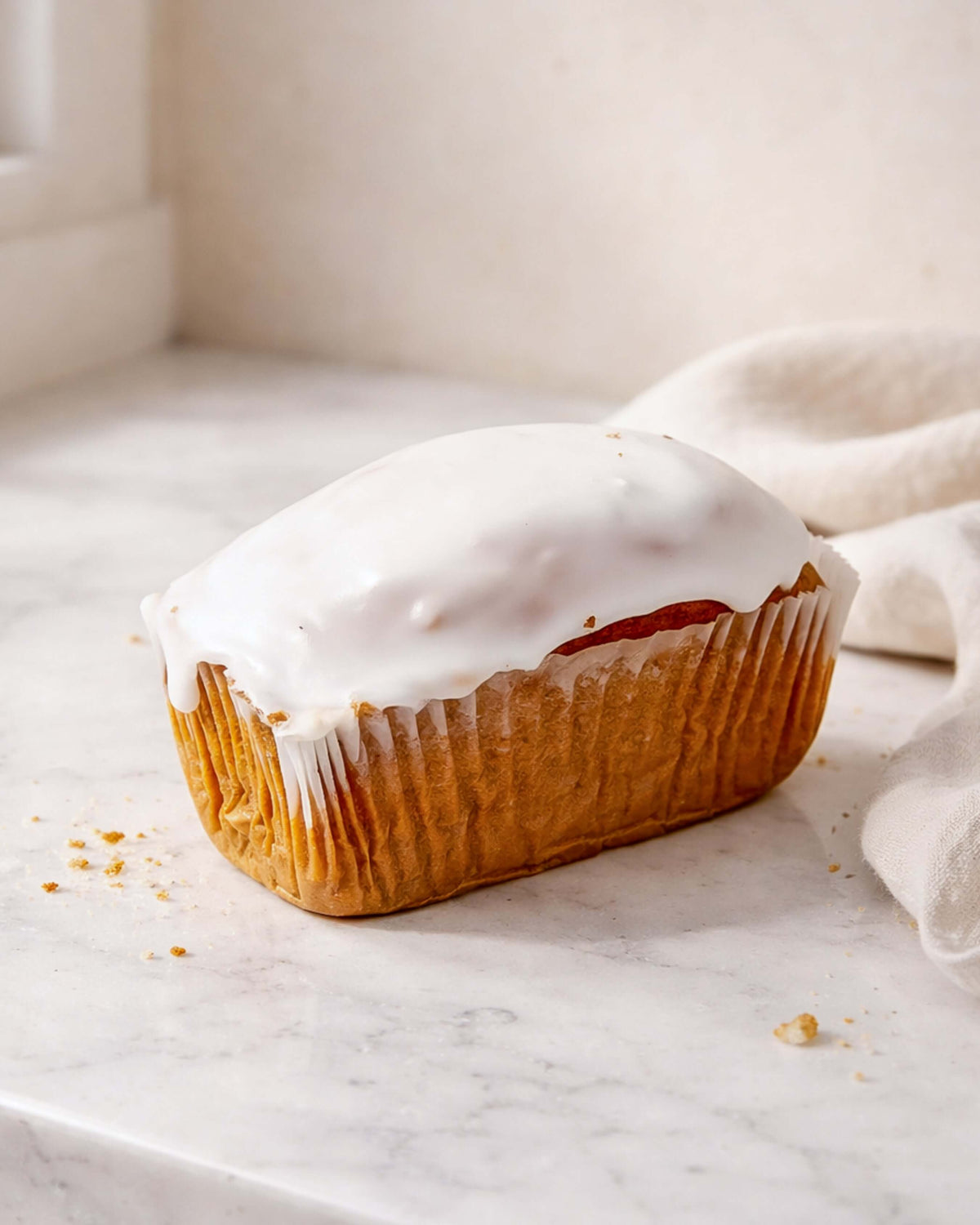Banana Block Cake from Bonne Bouche, a moist bakery cake for sharing, coffee breaks and everyday treats.
